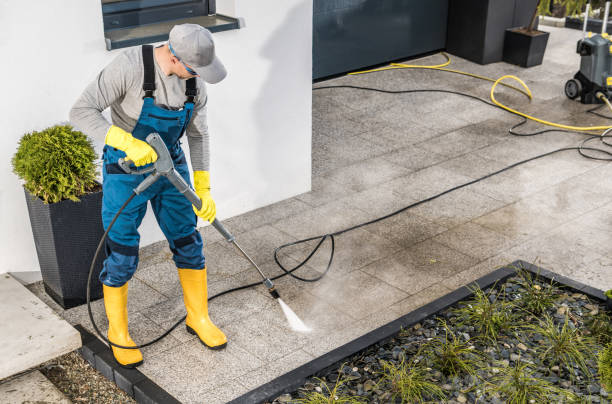 Why Choose Our Certified Pressure Washing Experts for Your Project Needs in Arlington Heights, WA?